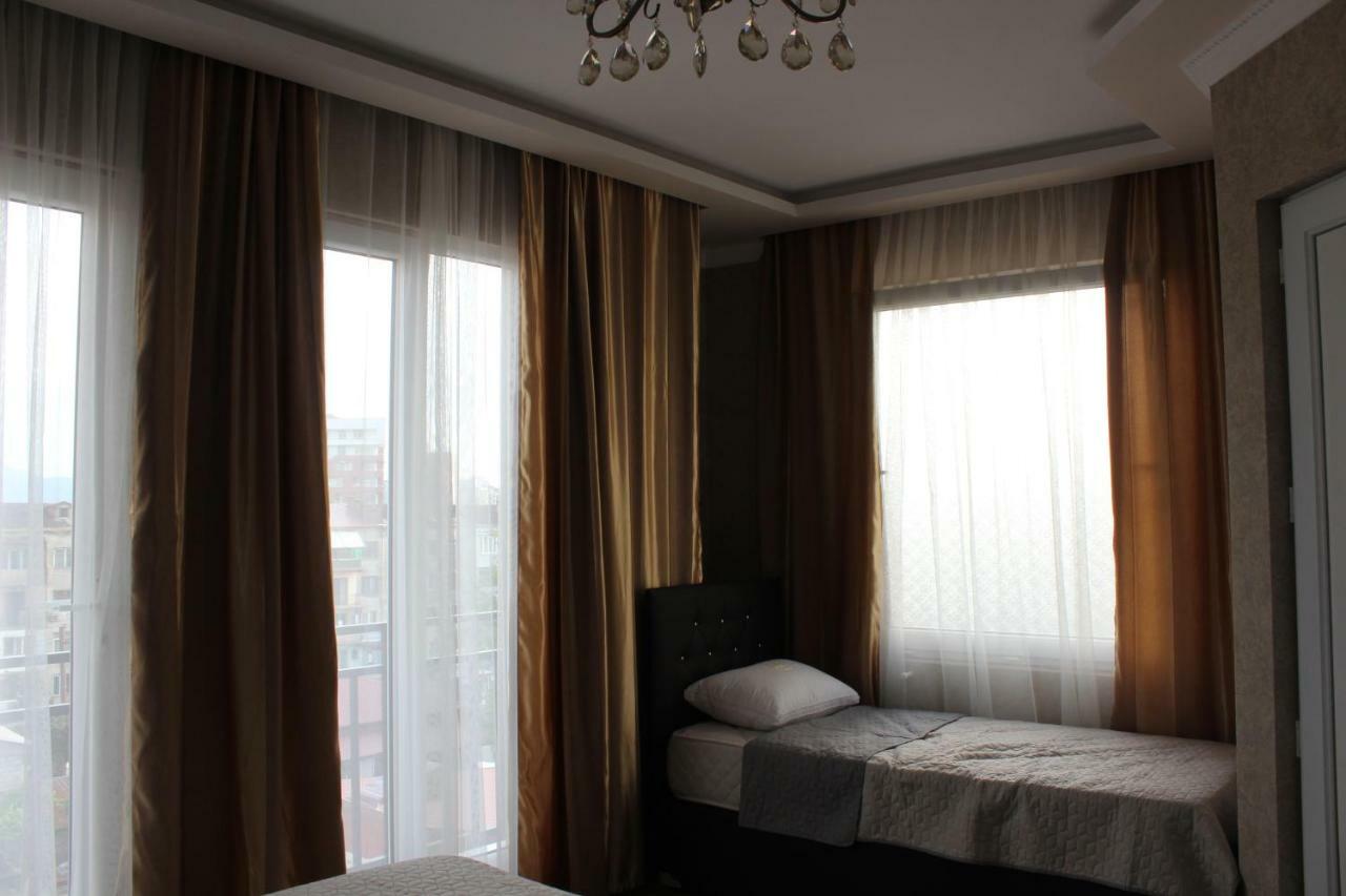 Union Batumi Exterior foto